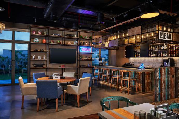 Imagen del bar/restaurante del Hotel Hyatt Place Jaipur Malviya Nagar. Foto 5