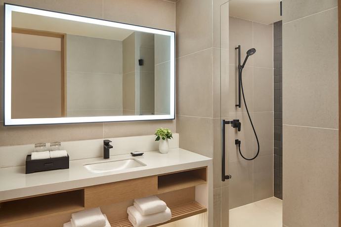 Imagen de la habitación del Hotel Hyatt Place Jingdezhen Taoxichuan. Foto 12