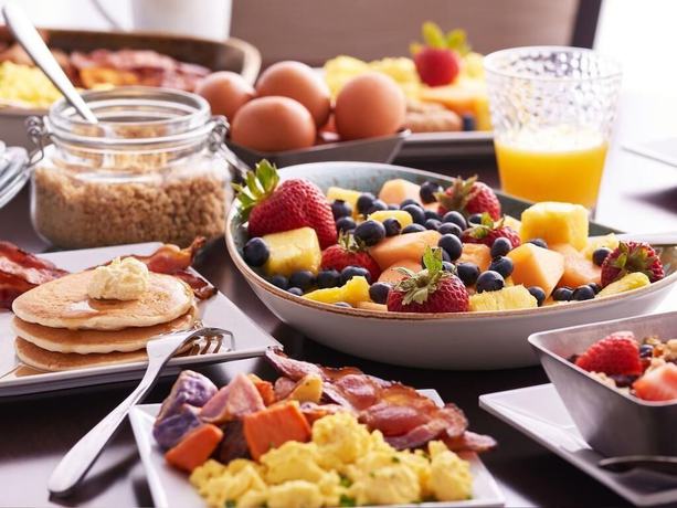 Imagen del bar/restaurante del Hotel Hyatt Place Kelowna. Foto 7