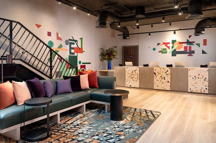 Imagen de los interiores del Hotel Hyatt Place London City East. Foto 14