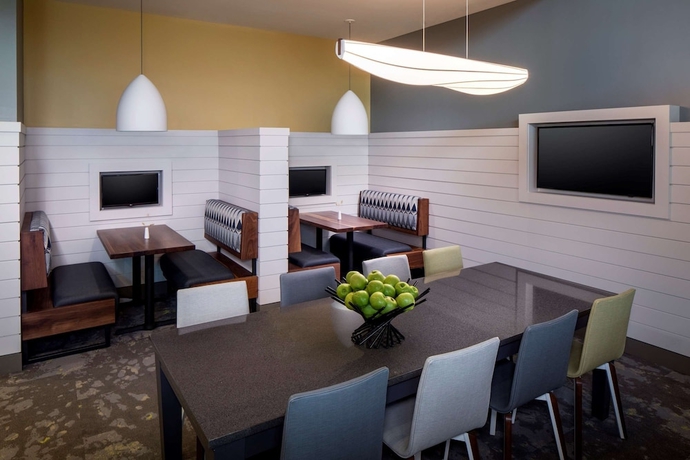 Imagen de los interiores del Hotel Hyatt Place Long Island East End. Foto 18