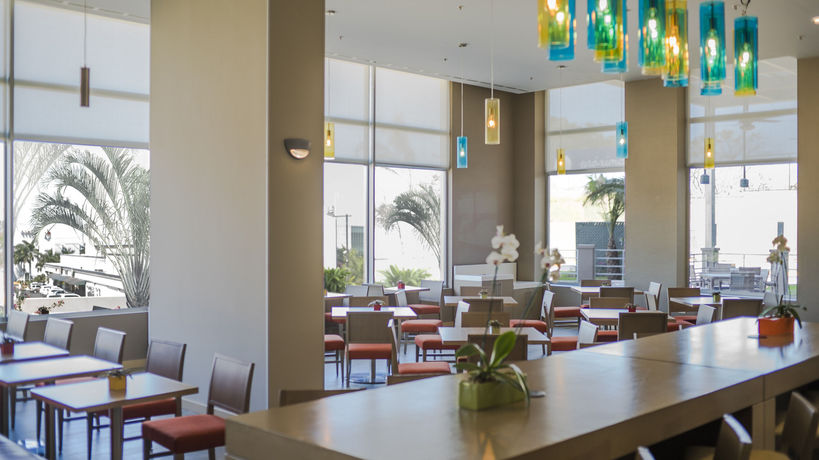 Imagen del bar/restaurante del Hotel Hyatt Place Managua. Foto 3