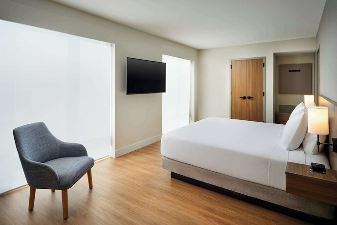 Imagen de la habitación del Hotel Hyatt Place Melbourne Airport. Foto 7