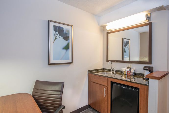 Imagen de la habitación del Hotel Hyatt Place Minneapolis/eden Prairie. Foto 10