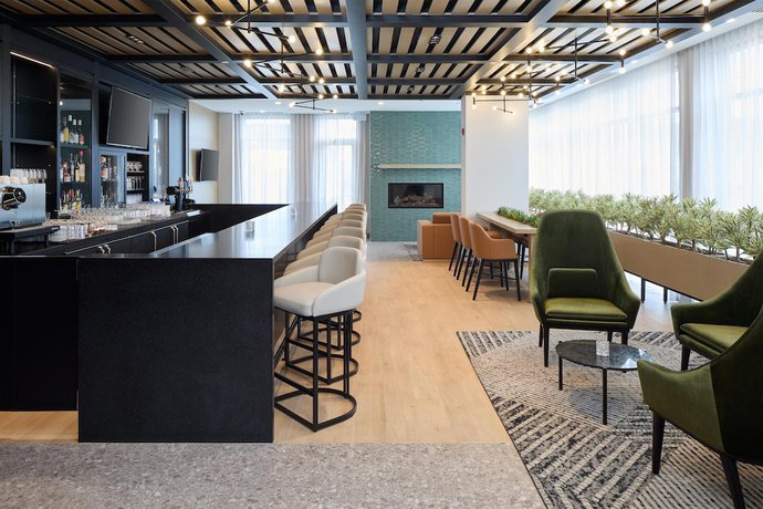 Imagen de los interiores del Hotel Hyatt Place Montreal Airport. Foto 15