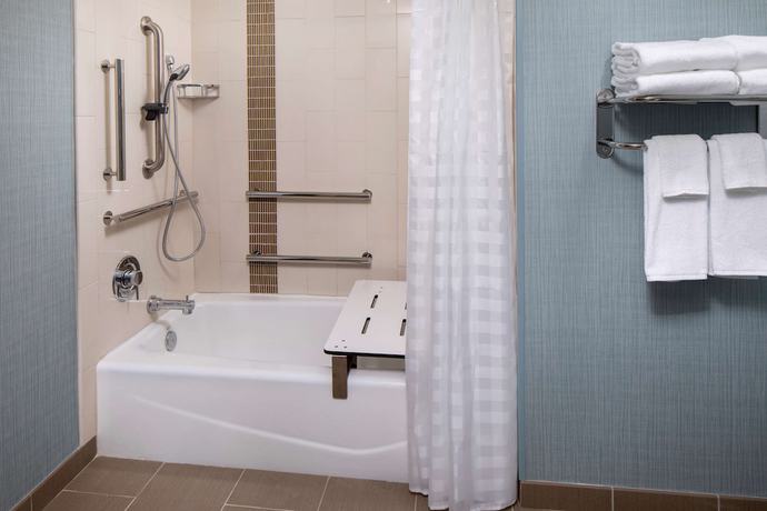 Imagen de la habitación del Hotel Hyatt Place Mount Pleasant Towne Centre. Foto 3
