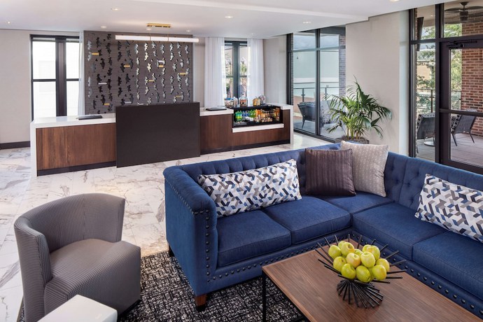 Imagen de los interiores del Hotel Hyatt Place Mount Pleasant Towne Centre. Foto 14