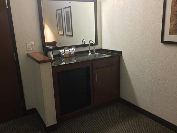 Imagen de la habitación del Hotel Hyatt Place Nashville Airport. Foto 9