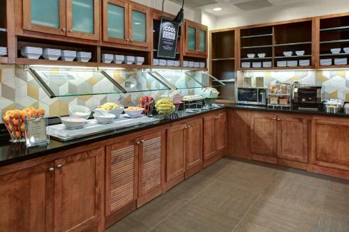 Imagen del bar/restaurante del Hotel Hyatt Place Pittsburgh Airport/robinson Mall. Foto 11