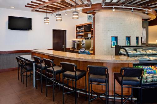 Imagen del bar/restaurante del Hotel Hyatt Place Pittsburgh-north Shore. Foto 13