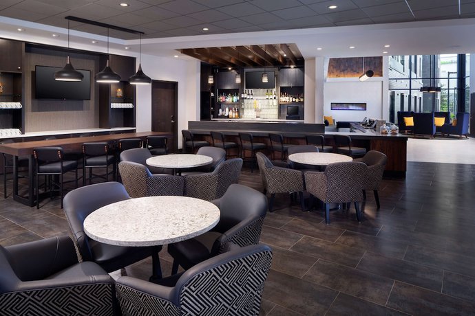 Imagen de los interiores del Hotel Hyatt Place Poughkeepsie / Hudson Valley. Foto 16