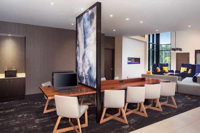 Imagen de los interiores del Hotel Hyatt Place Poughkeepsie / Hudson Valley. Foto 19
