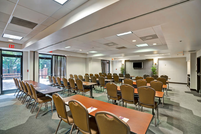 Imagen de los interiores del Hotel Hyatt Place Richmond/innsbrook. Foto 15