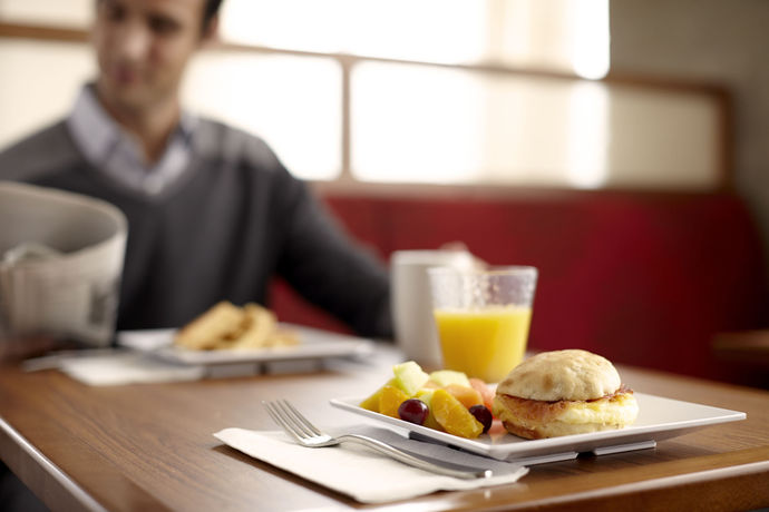 Imagen del bar/restaurante del Hotel Hyatt Place Salt Lake City/downtown/the Gateway. Foto 2