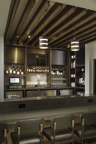 Imagen del bar/restaurante del Hotel Hyatt Place Santa Cruz. Foto 6