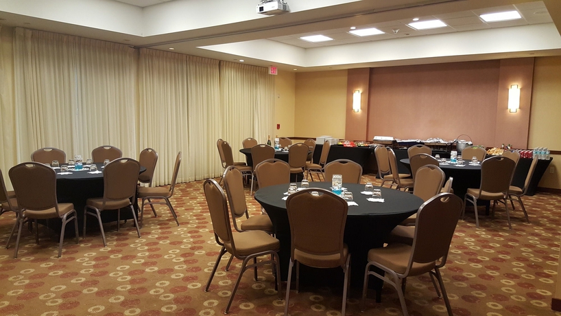 Imagen del bar/restaurante del Hotel Hyatt Place Sarasota/bradenton Airport. Foto 4