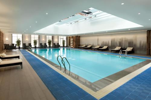 Imagen de la piscina del Hotel Hyatt Place Shanghai New Hongqiao. Foto 8