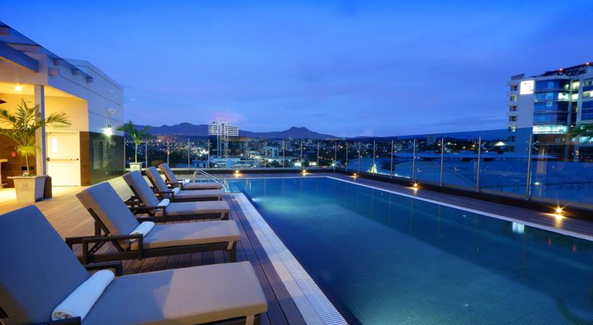 Imagen de la piscina del Hotel Hyatt Place Tegucigalpa. Foto 13