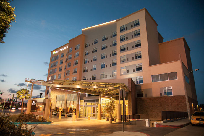 Imagen del bar/restaurante del Hotel Hyatt Place Tijuana. Foto 6