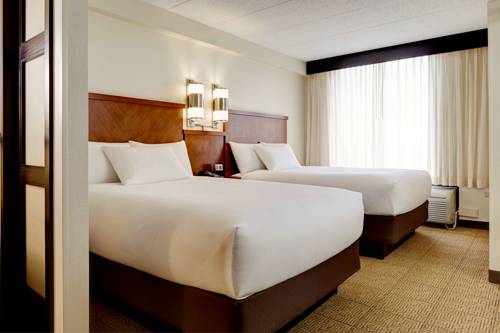 Imagen de la habitación del Hotel Hyatt Place Topeka. Foto 10