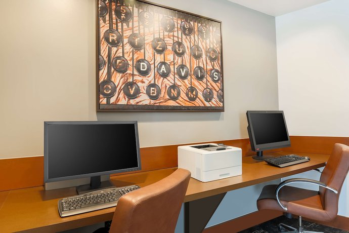 Imagen de los interiores del Hotel Hyatt Place UC Davis. Foto 14