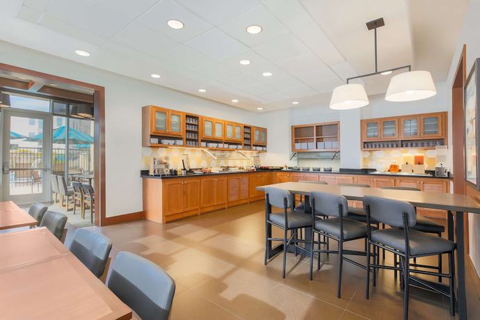 Imagen del bar/restaurante del Hotel Hyatt Place UC Davis. Foto 3