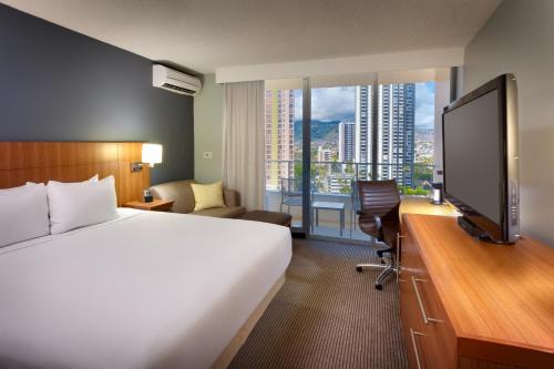 Imagen de la habitación del Hotel Hyatt Place Waikiki Beach. Foto 4