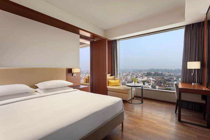 Imagen de la habitación del Hotel Hyatt Regency Amritsar. Foto 16
