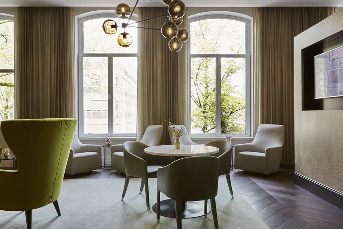 Imagen del bar/restaurante del Hotel Hyatt Regency Amsterdam. Foto 7