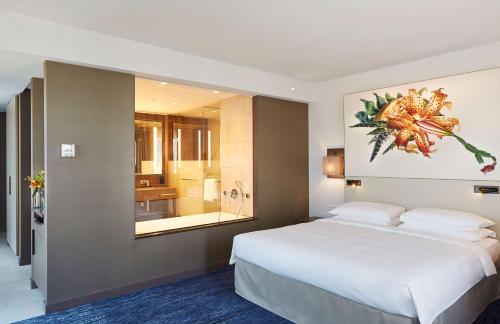 Imagen de la habitación del Hotel Hyatt Regency Amsterdam. Foto 15