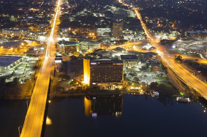 Imagen de los exteriores del Hotel Hyatt Regency Austin. Foto 9