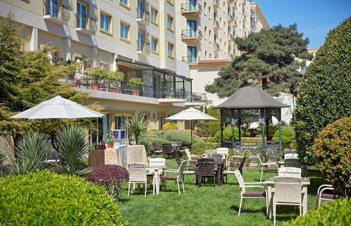 Imagen del bar/restaurante del Hotel Hyatt Regency Baku. Foto 9