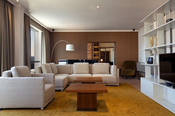 Imagen de los interiores del Hotel Hyatt Regency Belgrade. Foto 9