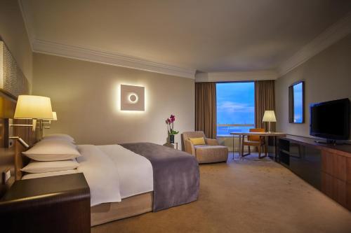 Imagen de la habitación del Hotel Hyatt Regency Belgrade. Foto 8