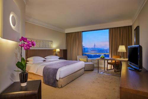 Imagen de la habitación del Hotel Hyatt Regency Belgrade. Foto 11