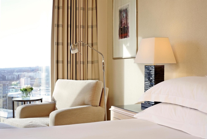 Imagen de la habitación del Hotel Hyatt Regency Birmingham. Foto 4