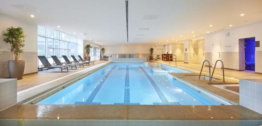 Imagen de la piscina del Hotel Hyatt Regency Birmingham. Foto 14