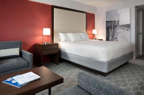 Imagen de la habitación del Hotel Hyatt Regency Boston Harbor. Foto 10