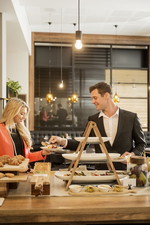 Imagen del bar/restaurante del Hotel Hyatt Regency Brisbane. Foto 8