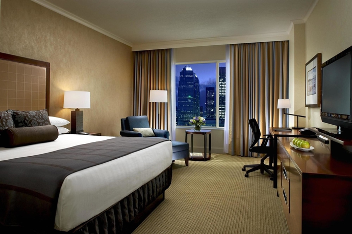 Imagen de la habitación del Hotel Hyatt Regency Calgary. Foto 6