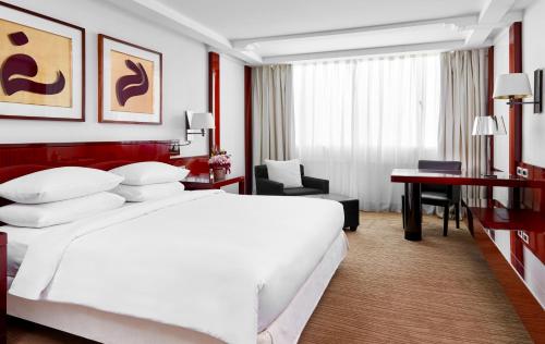 Imagen de la habitación del Hotel Hyatt Regency Casablanca. Foto 15