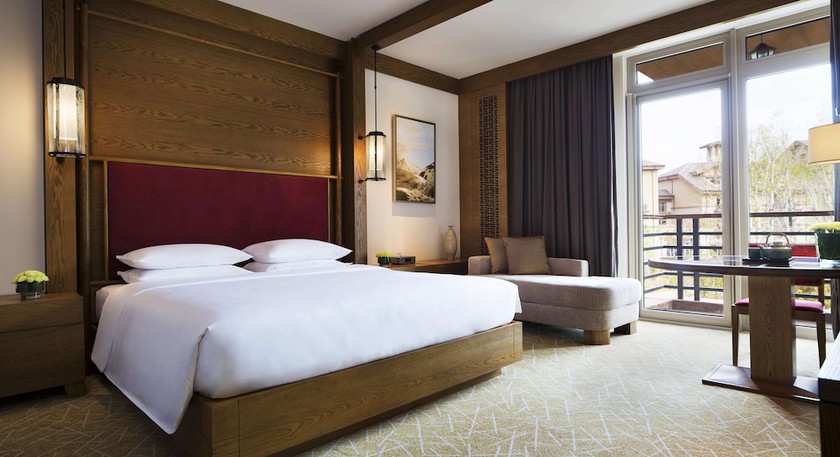 Imagen de la piscina del Hotel Hyatt Regency Changbaishan. Foto 19