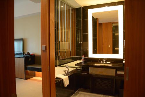 Imagen de la habitación del Hotel Hyatt Regency Changchun. Foto 4
