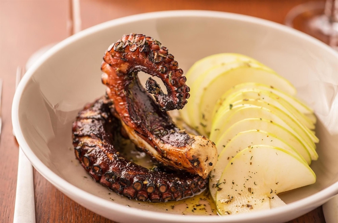 Imagen del bar/restaurante del Hotel Hyatt Regency Chicago. Foto 6