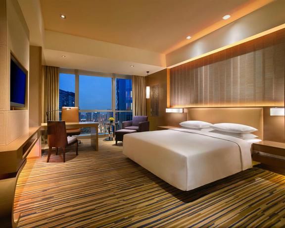 Imagen de la habitación del Hotel Hyatt Regency Chongqing. Foto 6