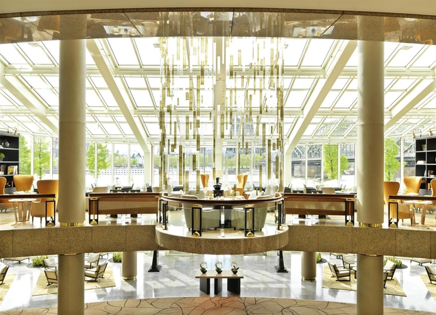 Imagen del bar/restaurante del Hotel Hyatt Regency Cologne. Foto 5