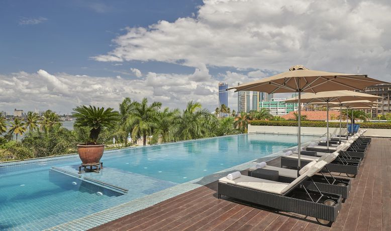 Imagen de la piscina del Hotel Hyatt Regency Dar Es Salaam, The Kilimanjaro. Foto 17