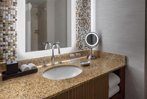 Imagen de la habitación del Hotel Hyatt Regency Denver Tech Center. Foto 7