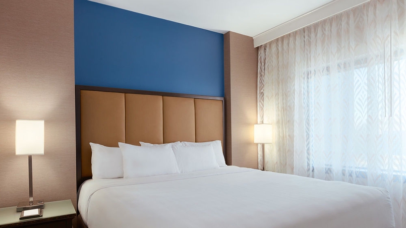 Imagen de la habitación del Hotel Hyatt Regency Dulles. Foto 6