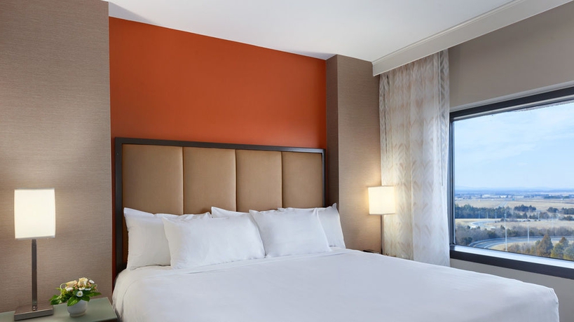 Imagen de la habitación del Hotel Hyatt Regency Dulles. Foto 8